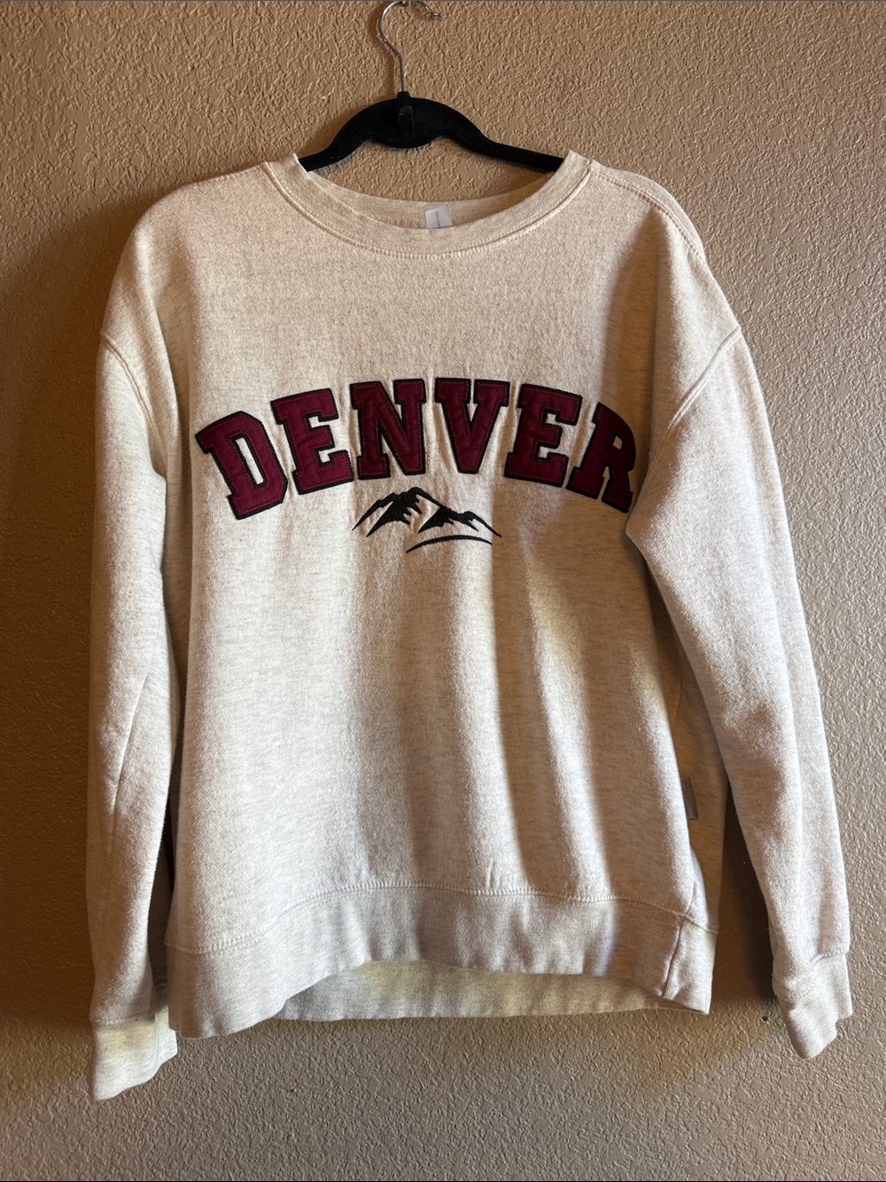 Denver Graphic Crewneck Sweatshirt - Gray with Burgundy Lettering